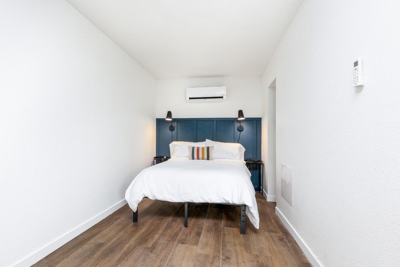Minecart Motor Lodge Montrose Bagian luar foto