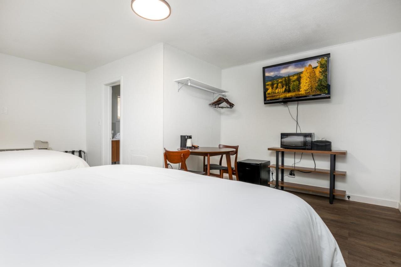 Minecart Motor Lodge Montrose Bagian luar foto